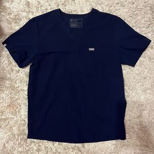 Men’s Figs Navy Scrub Top Size M